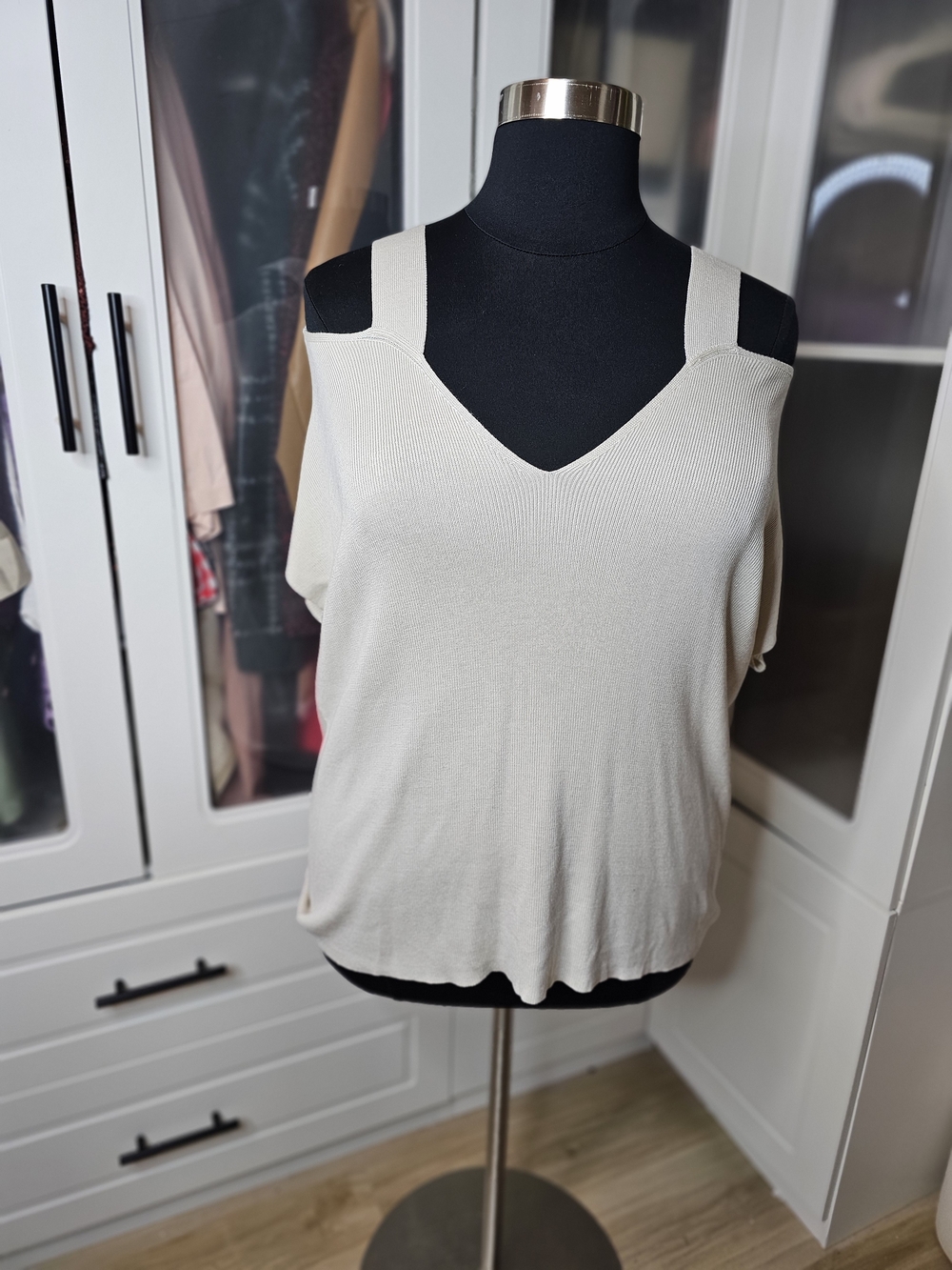 Eileen Fisher Cream Cold-Shoulder Knit Sweater